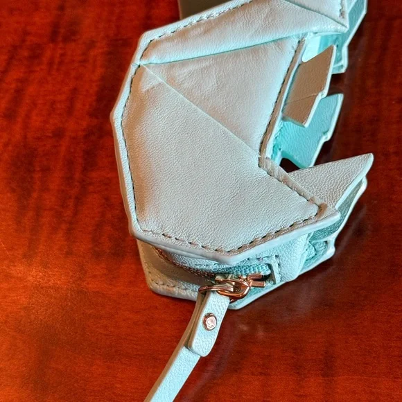 Kate Spade ♠️ Aqua blue Origami Seahorse Small coin pouch - breath of fresh air. - Picture 5 of 9